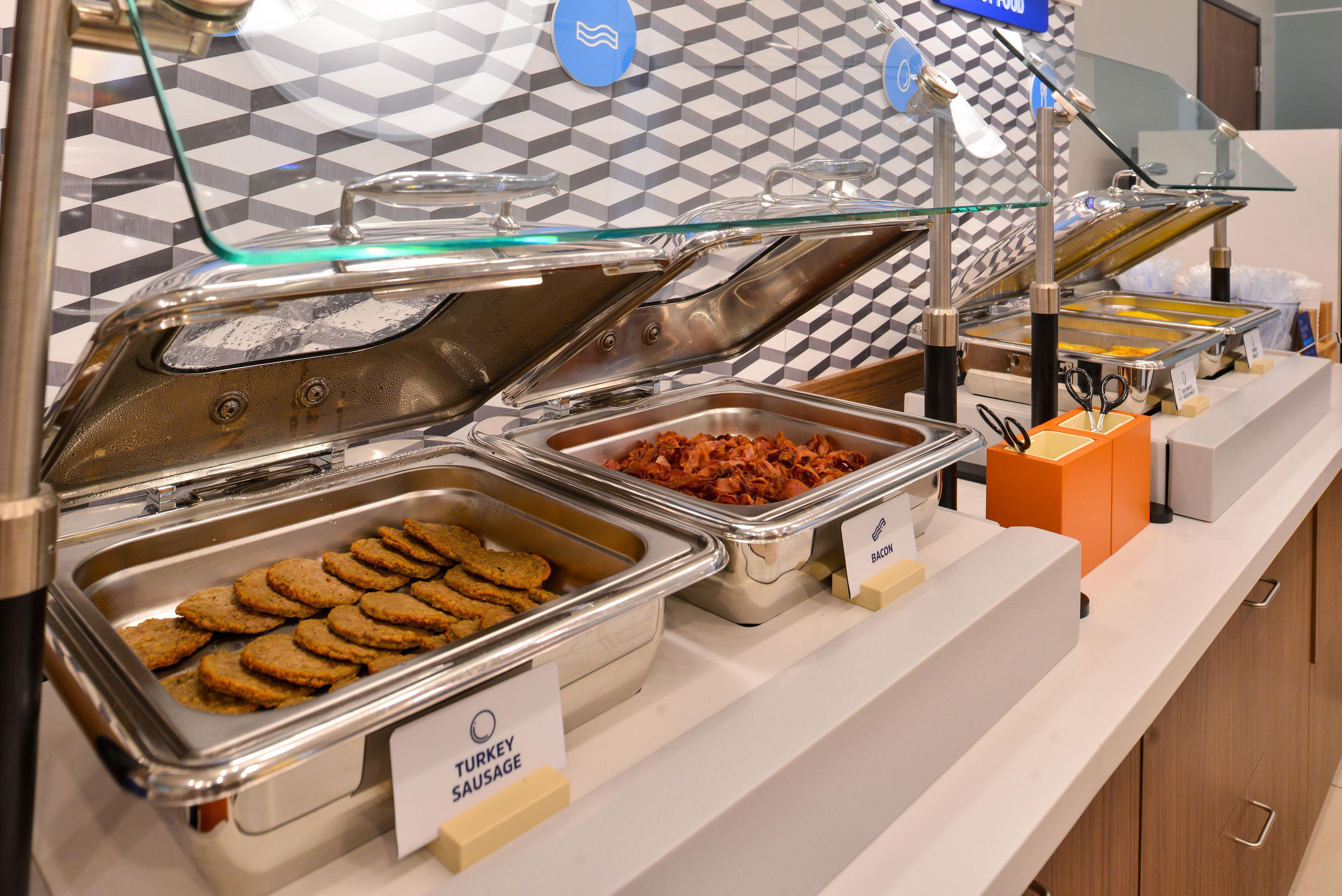 Holiday Inn Express & Suites - Medford By Ihg Exteriör bild