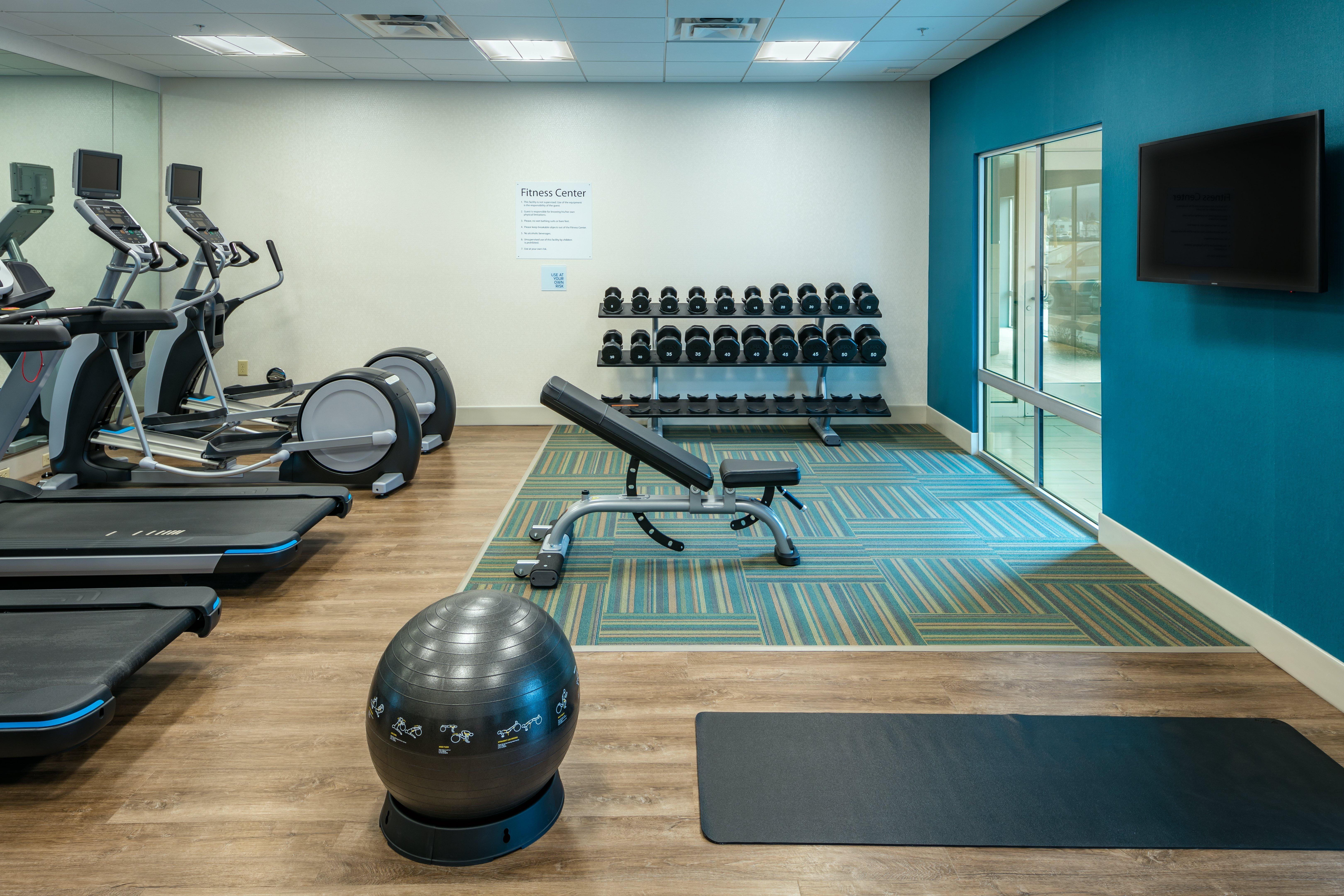 Holiday Inn Express & Suites - Medford By Ihg Exteriör bild